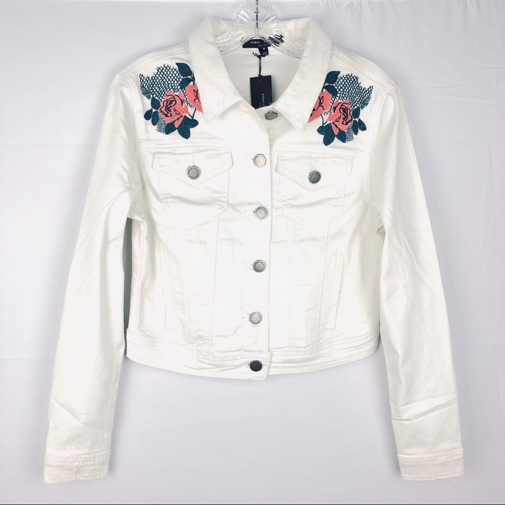 Romeo + Juliet Couture | Embroidered Denim Jacket